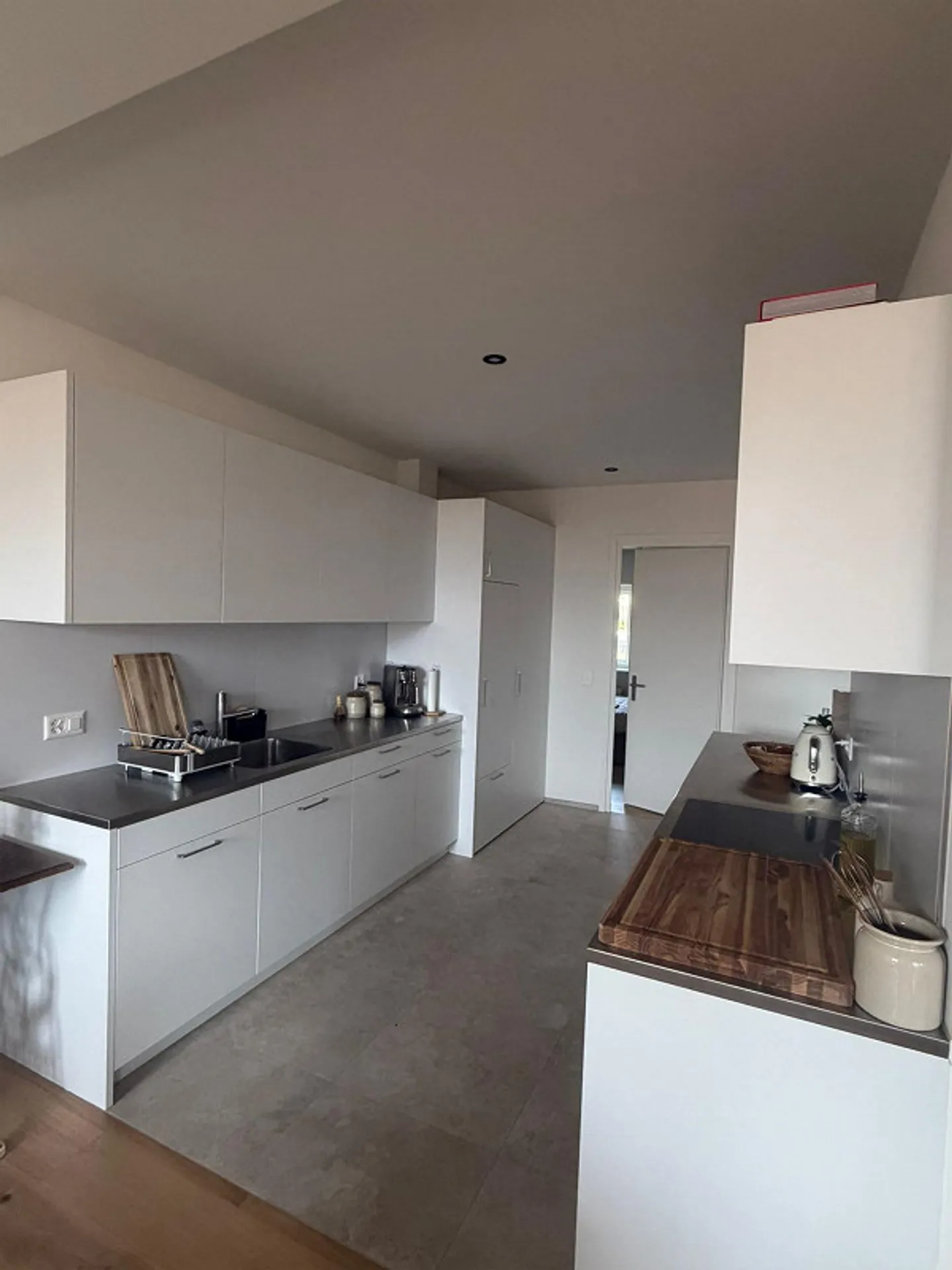 2.5 Room Apartment - Photo 1 of 8