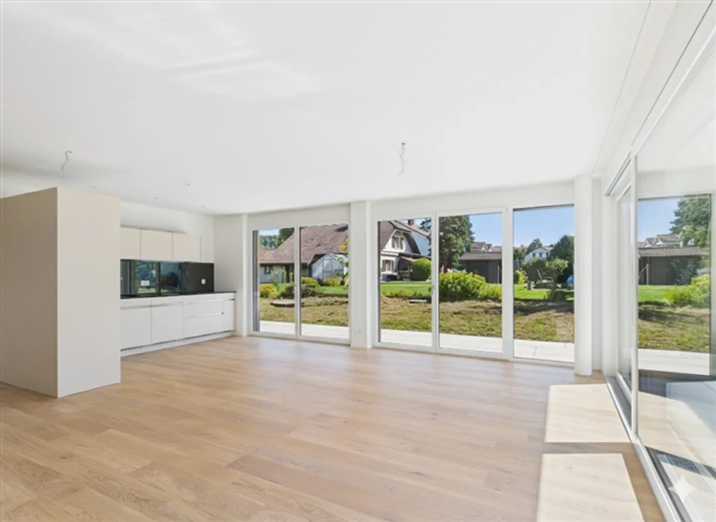 «Erstbezug grosszügige helle 3.5 Maisonettewohnung» - Foto 3 von 13