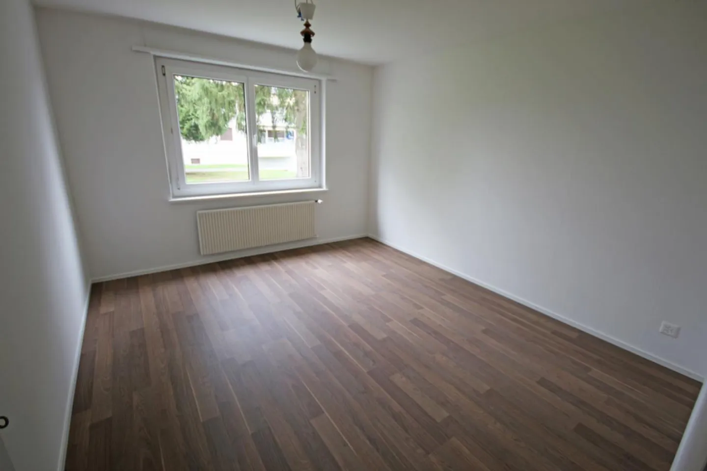 Living in a central location - Photo 4 of 7