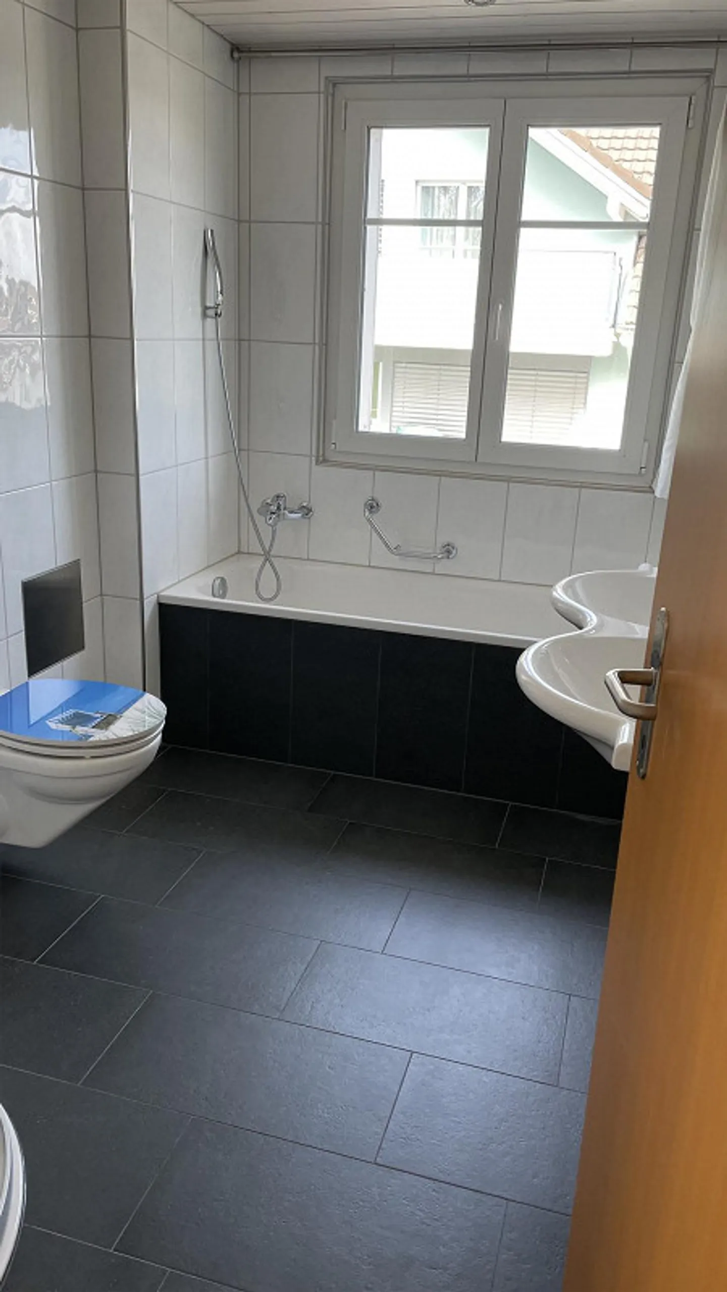 Appartamento 3,5 locali con giardino d'inverno in una casa di 3 famiglie - Foto 6 di 11