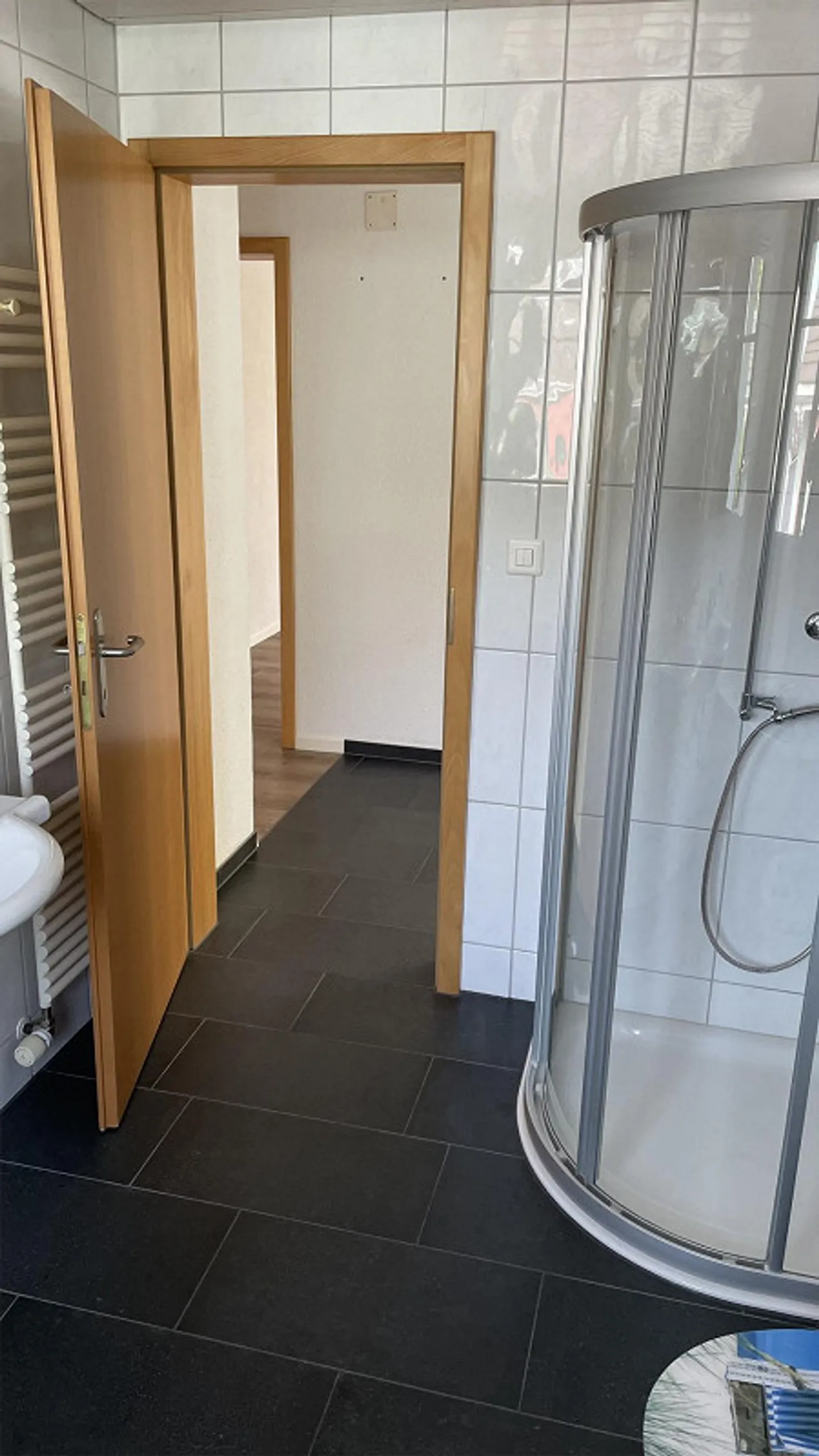 Appartamento 3,5 locali con giardino d'inverno in una casa di 3 famiglie - Foto 7 di 11