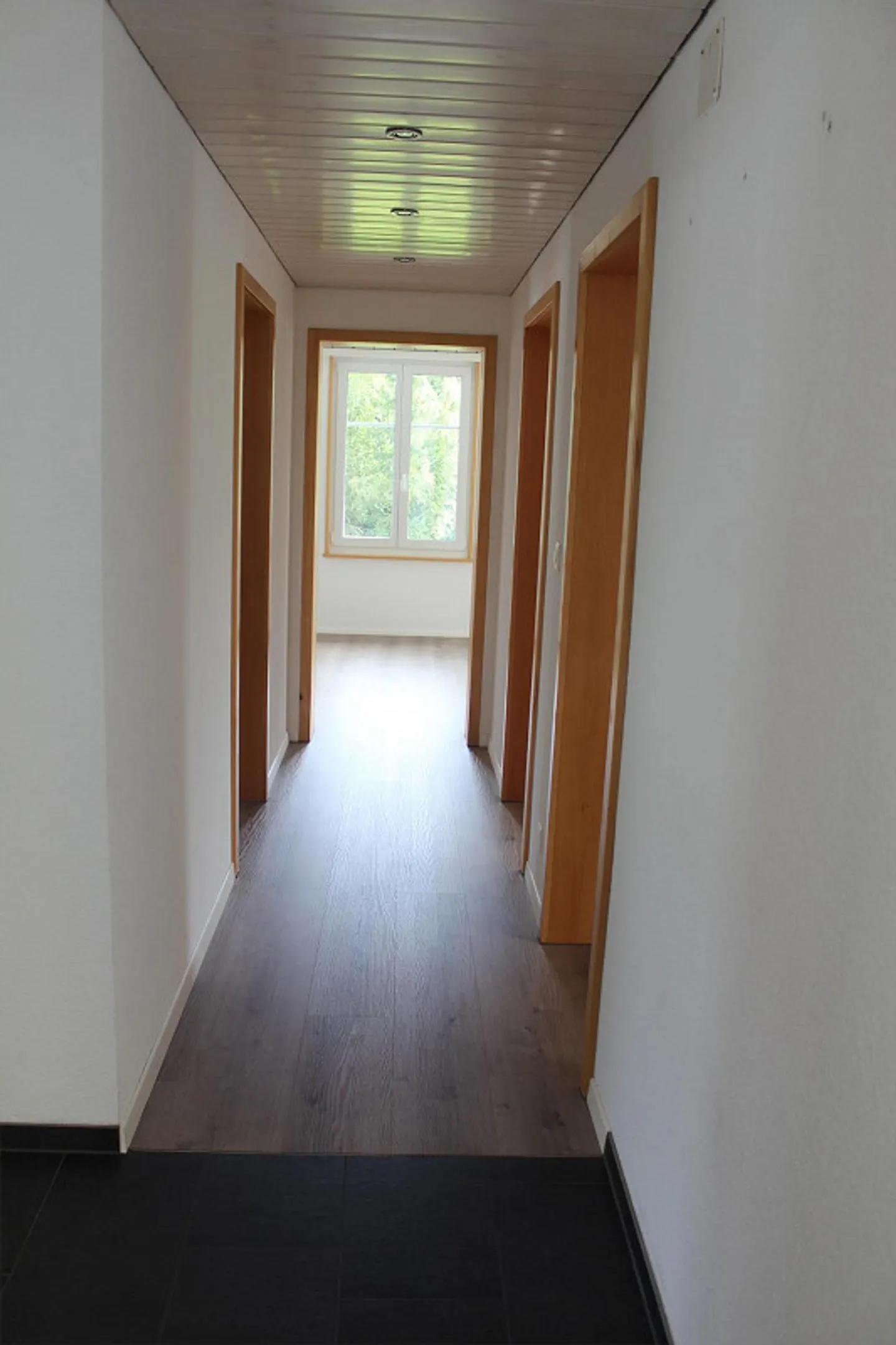 Appartamento 3,5 locali con giardino d'inverno in una casa di 3 famiglie - Foto 9 di 11