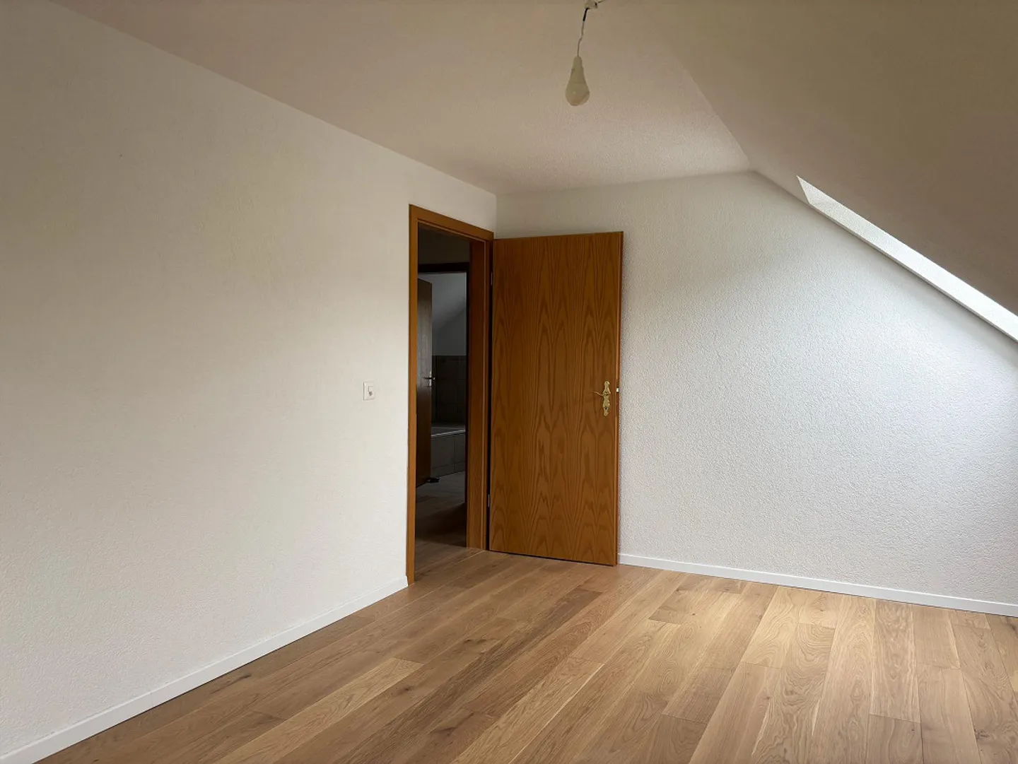 Maison individuelle indépendante avec double garage, prête à emménager - Photo 10 sur 15