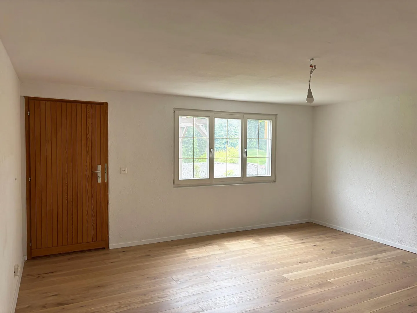 Maison individuelle indépendante avec double garage, prête à emménager - Photo 12 sur 15