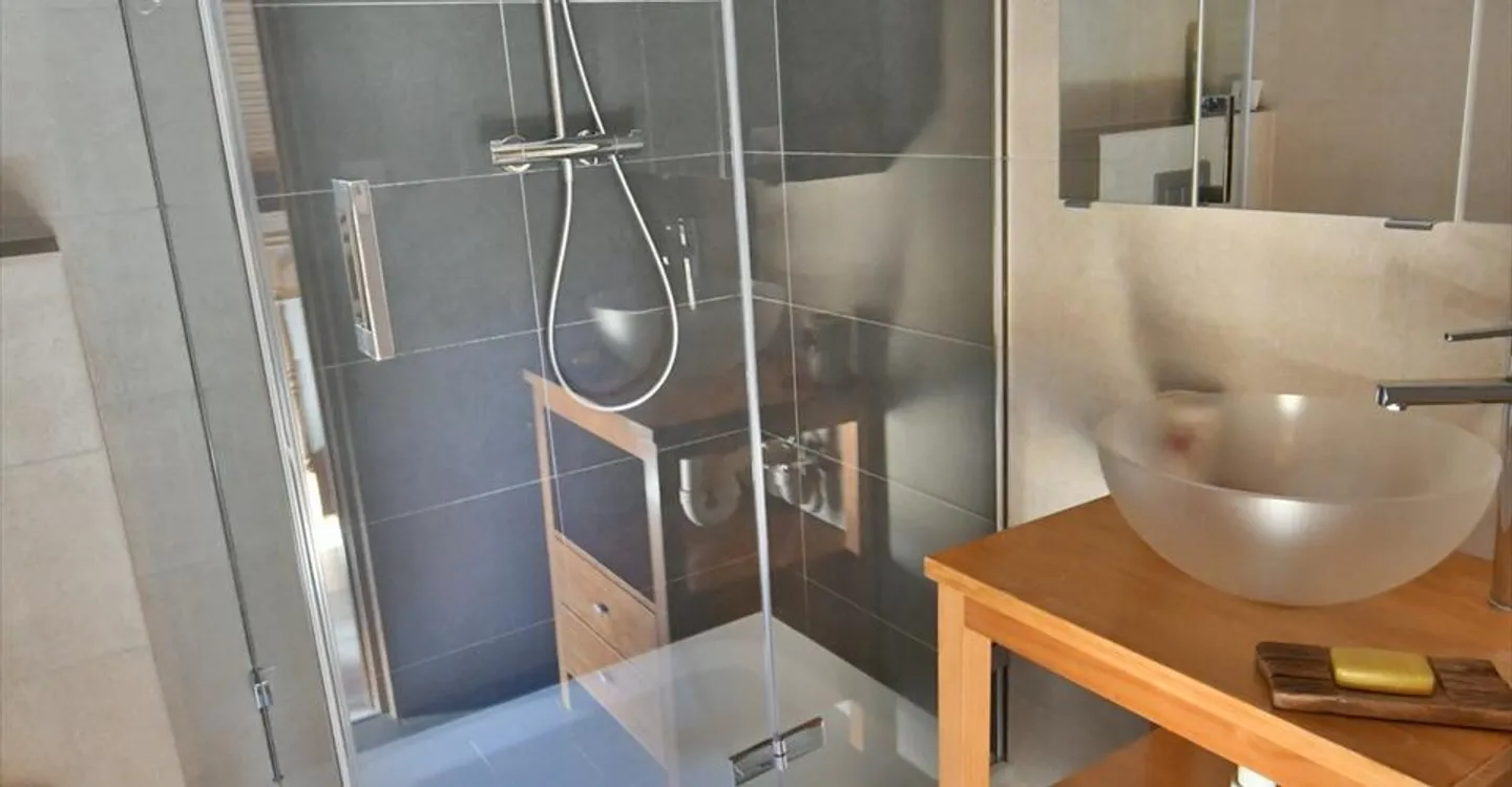 Magnificent 6.5-room duplex renovated, very well located in Mayens-de-Chamoson - Photo 11 of 14