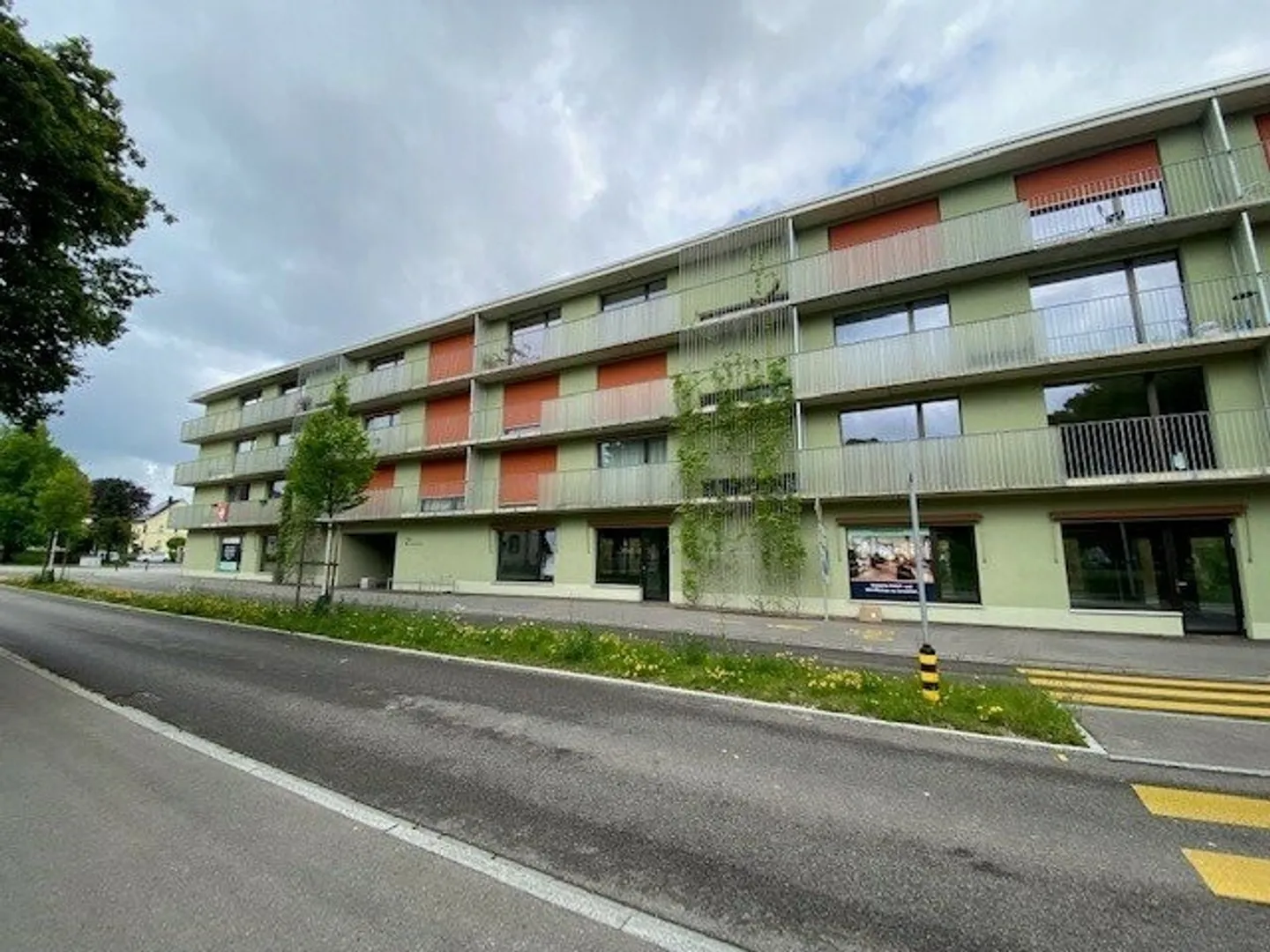 Magasin à louer - Photo 1 sur 7