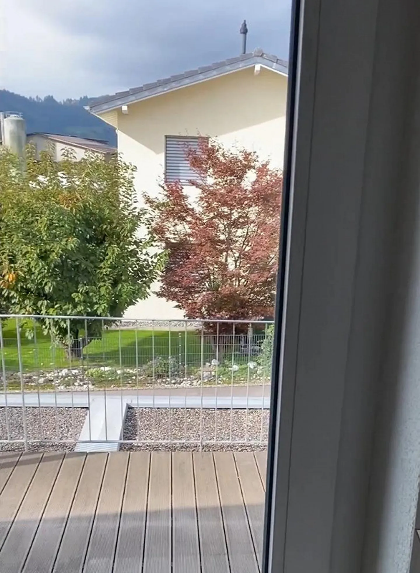 Cerchiamo un nuovo inquilino per l'appartamento dal 1° giugno 2026 o su appuntamento. - Foto 4 di 9