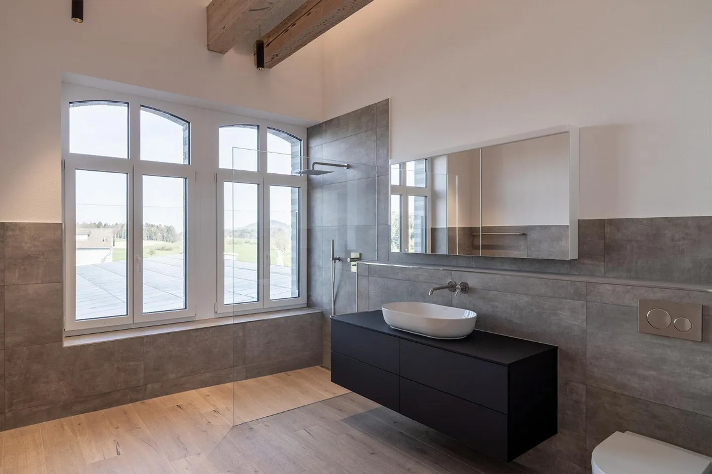 Vivere moderno in campagna, appartamento loft di 5,5 stanze in una vecchia fabbrica - Foto 9 di 12