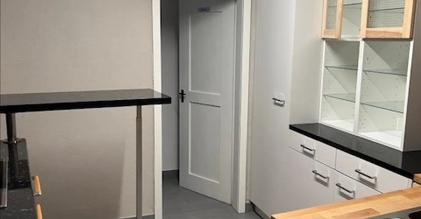 Loyer gratuit pendant les 2 premiers mois - Espace commercial spacieux - Photo 5 sur 7