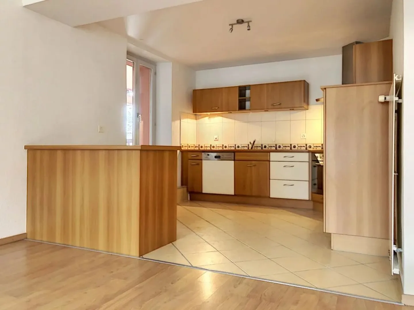 Appartement lumineux de 3,5 pièces à louer à Bramois - Avec service de conciergerie - Photo 4 sur 9