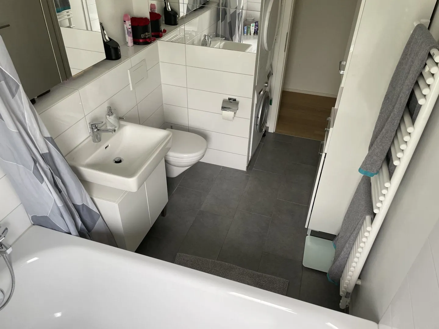 Appartamento al piano terra soleggiato - Foto 4 di 10