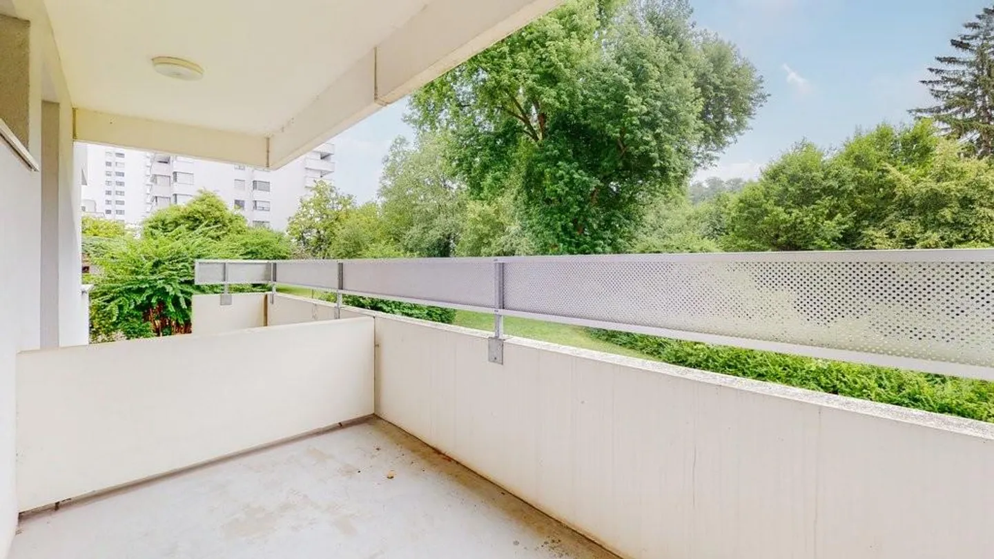 Central apartment in a green location sought? - Photo 10 of 12