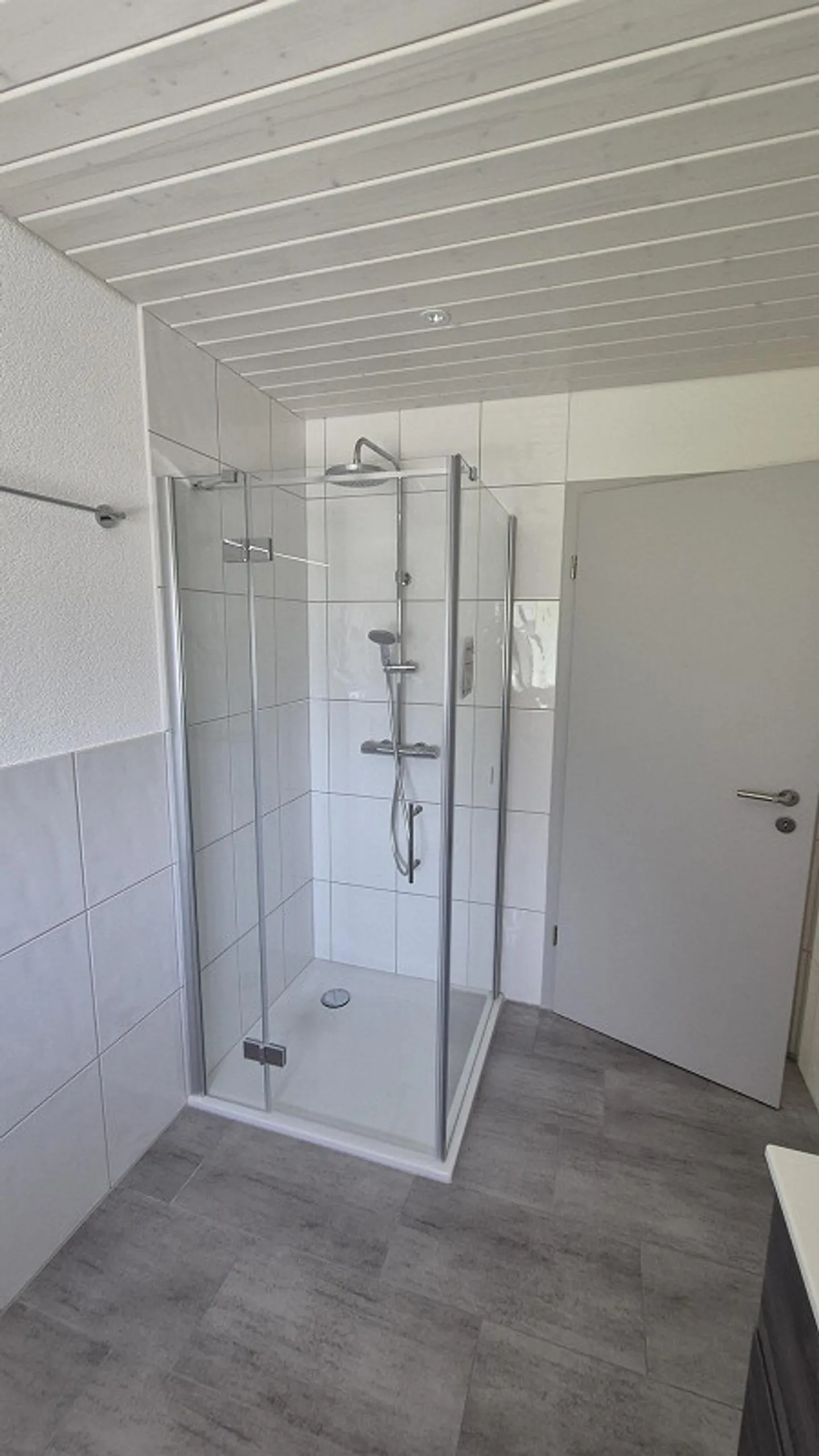 Neu renovierte Wohnung mit Garten - Foto 9 von 11