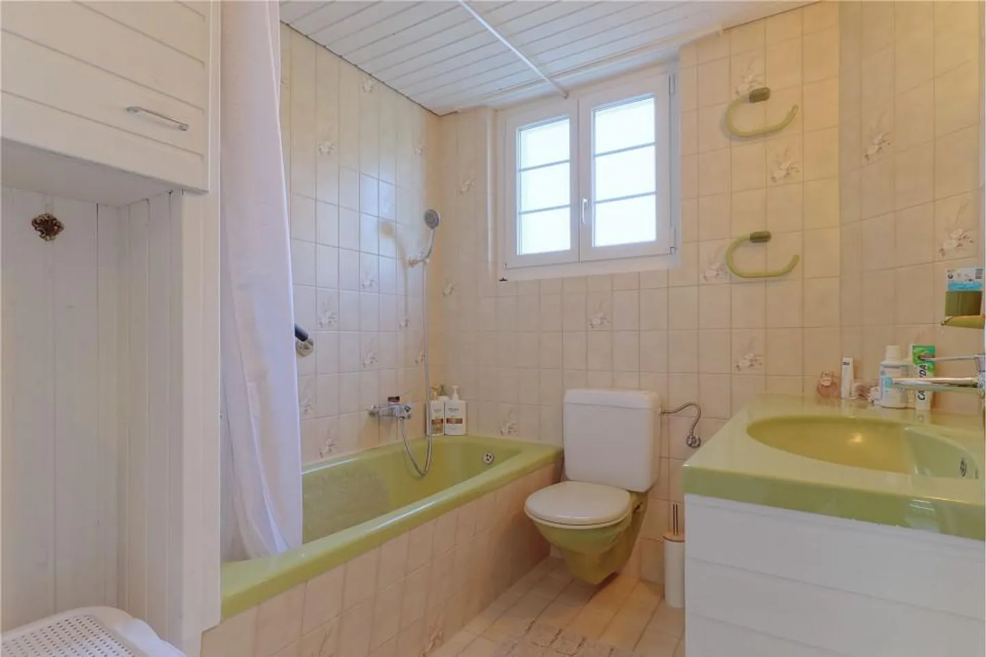 4½-Room Single-Family House with Potential and Lots of Surroundings - Photo 8 of 13