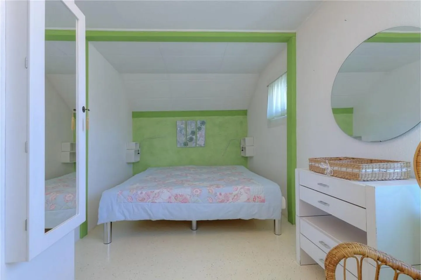 4½-Room Single-Family House with Potential and Lots of Surroundings - Photo 11 of 13