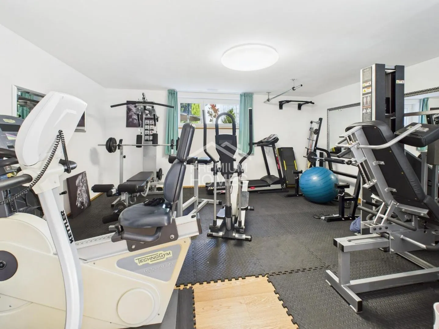 Elegantes Doppelhaus in Lupsingen - Foto 12 von 13