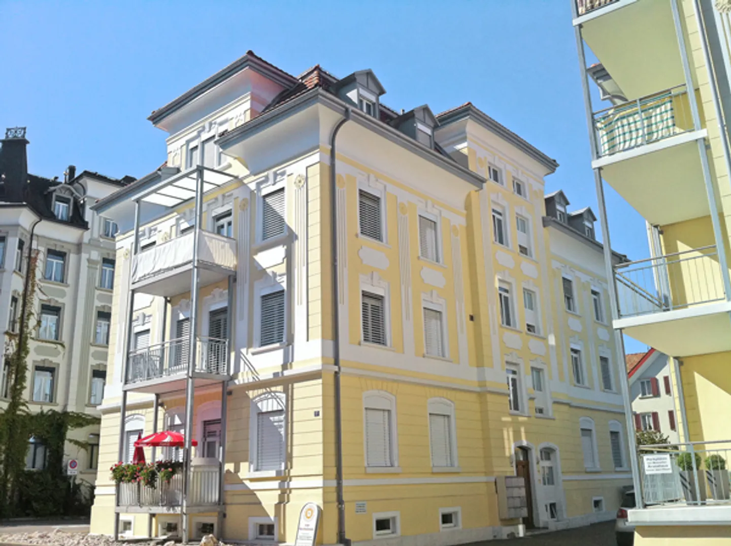 Arztpraxis 5 1/2 Zimmer - Foto 1 von 1