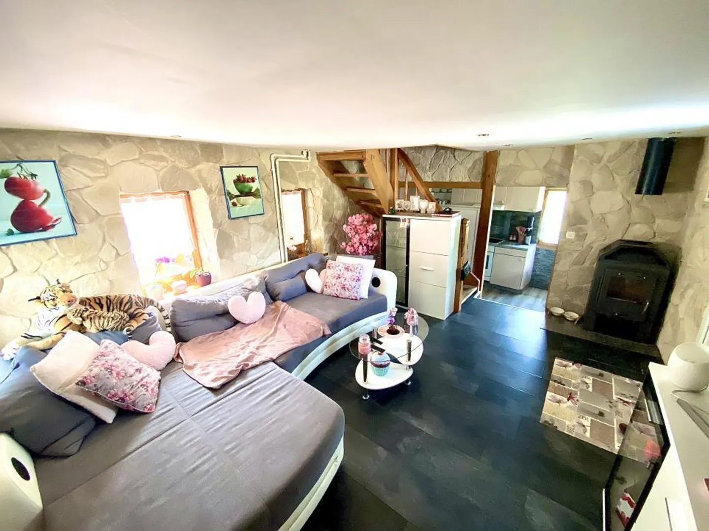 House in the village, 4 km from Sierre, ideal for first-time buyers - Photo 5 of 13