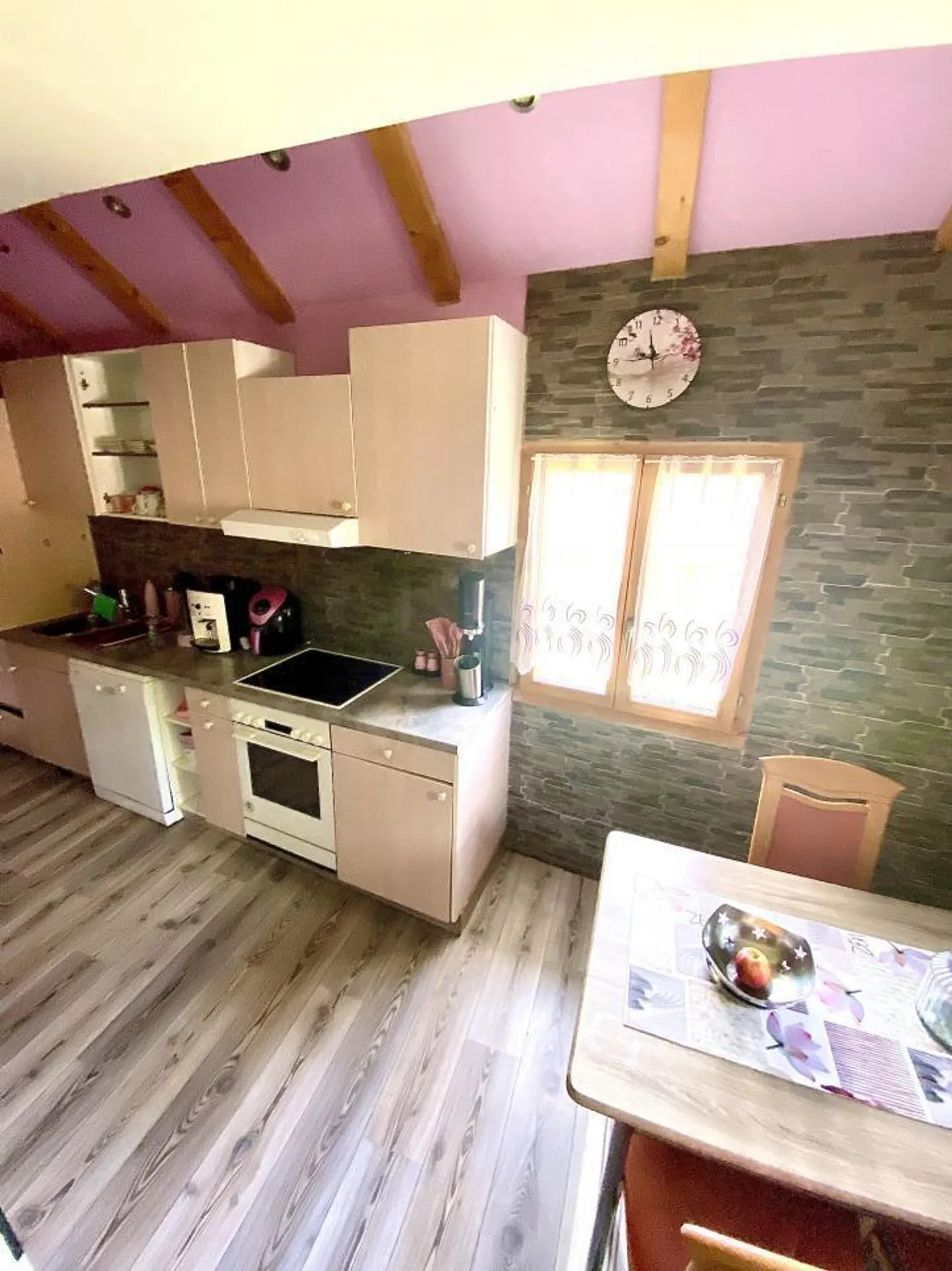 House in the village, 4 km from Sierre, ideal for first-time buyers - Photo 7 of 13