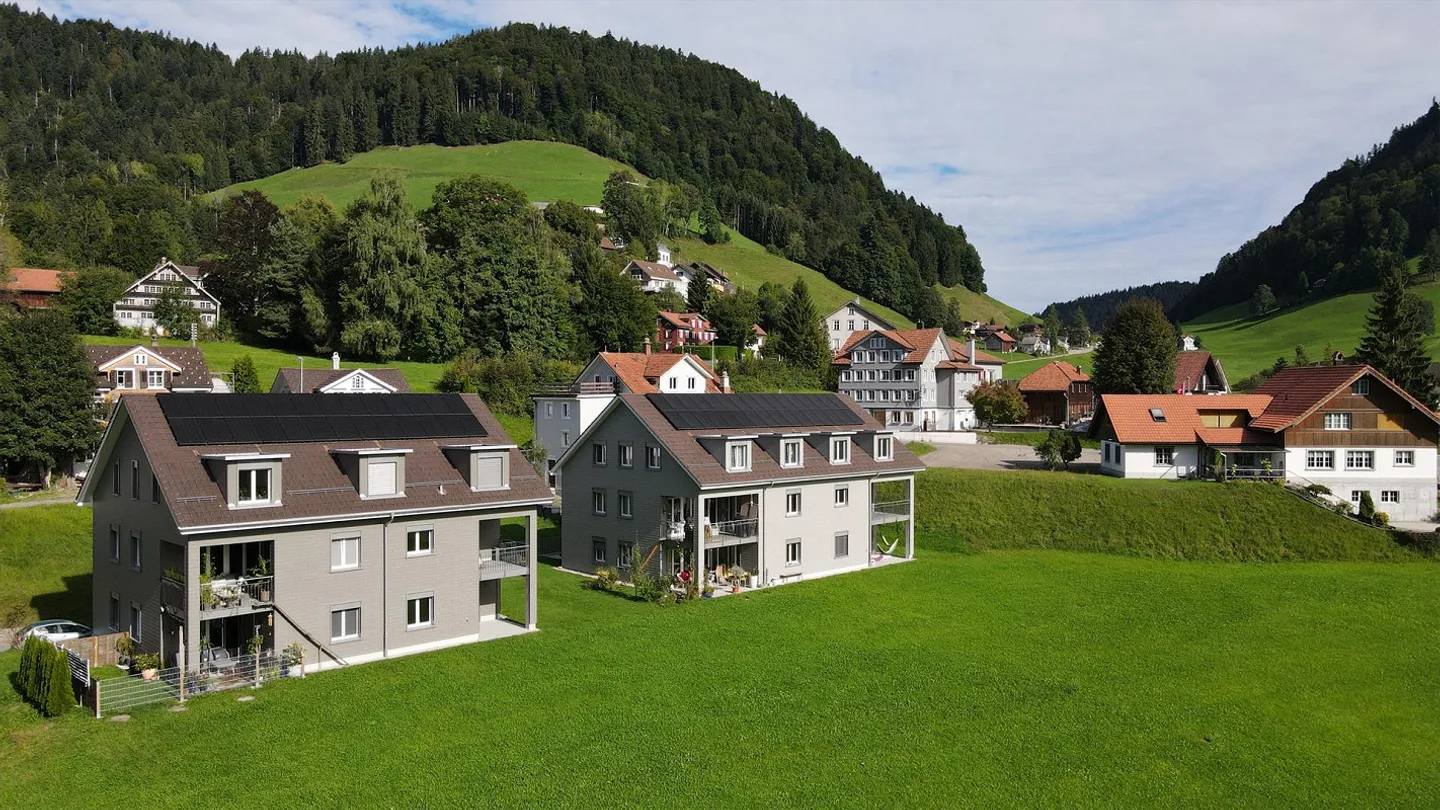 Stylish 4.5-room maisonette apartment with a view of greenery - Photo 13 of 14