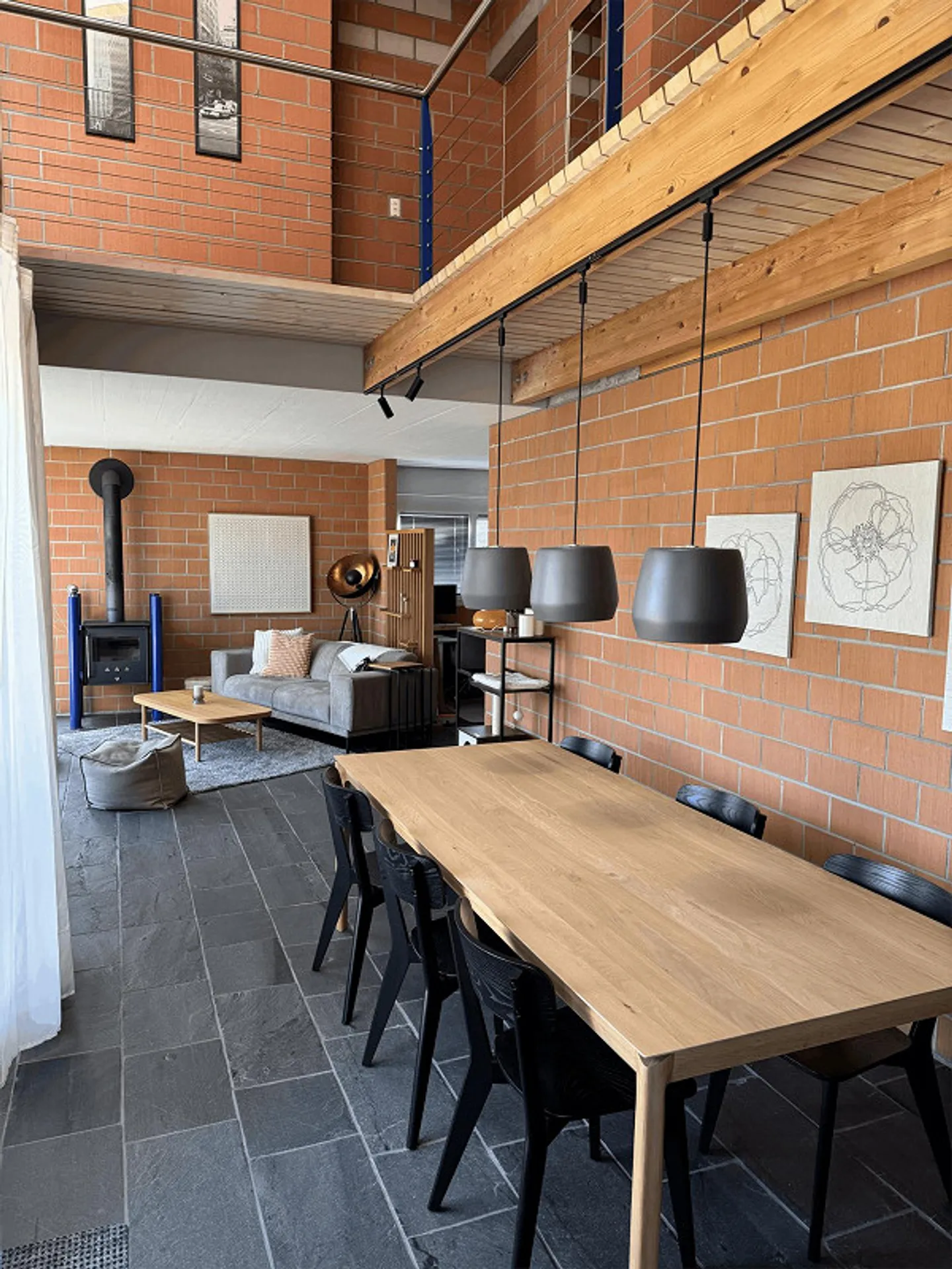 Casa bifamiliare a Seon - Foto 1 di 20