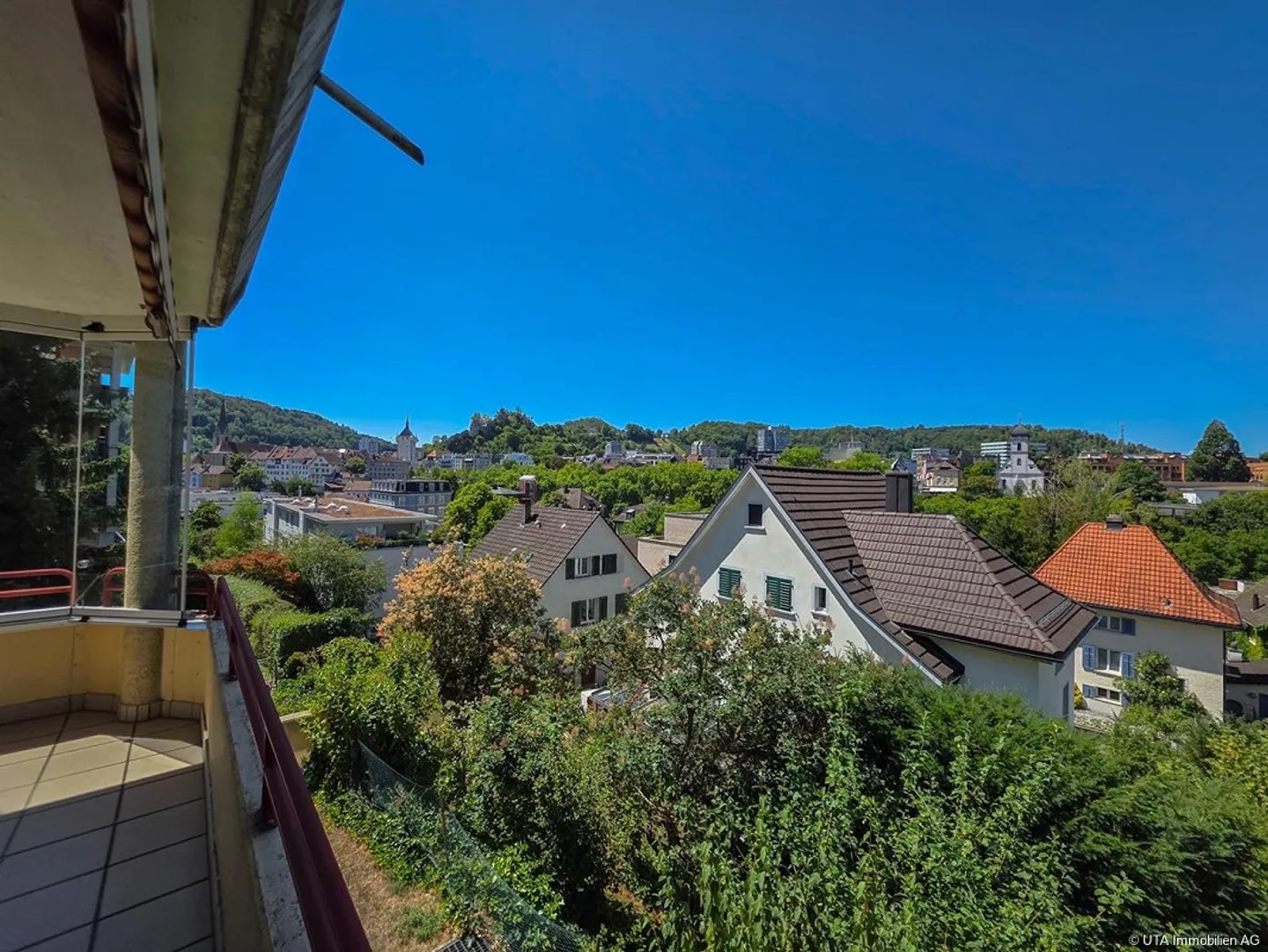 Vivre au cœur d'Ennetbaden avec vue panoramique - Photo 6 sur 12
