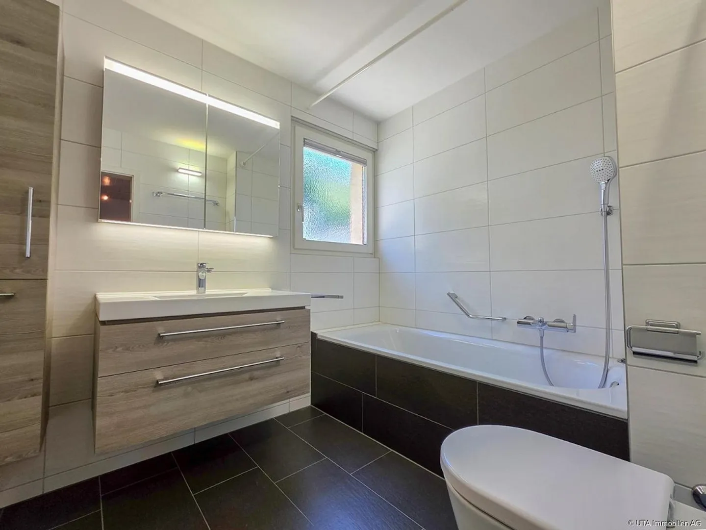 Vivre au cœur d'Ennetbaden avec vue panoramique - Photo 8 sur 12