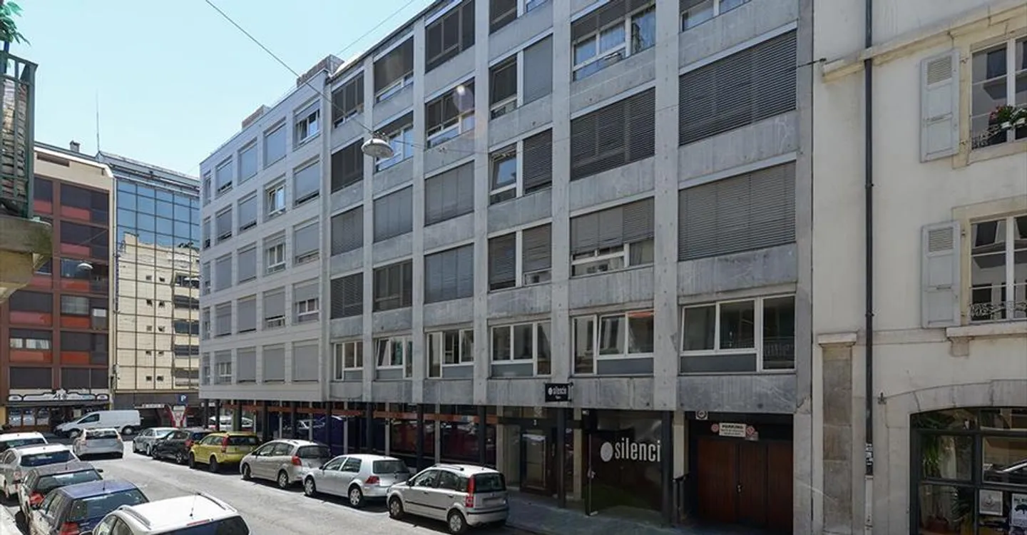 Edificio ad uso misto in affitto - Foto 1 di 4