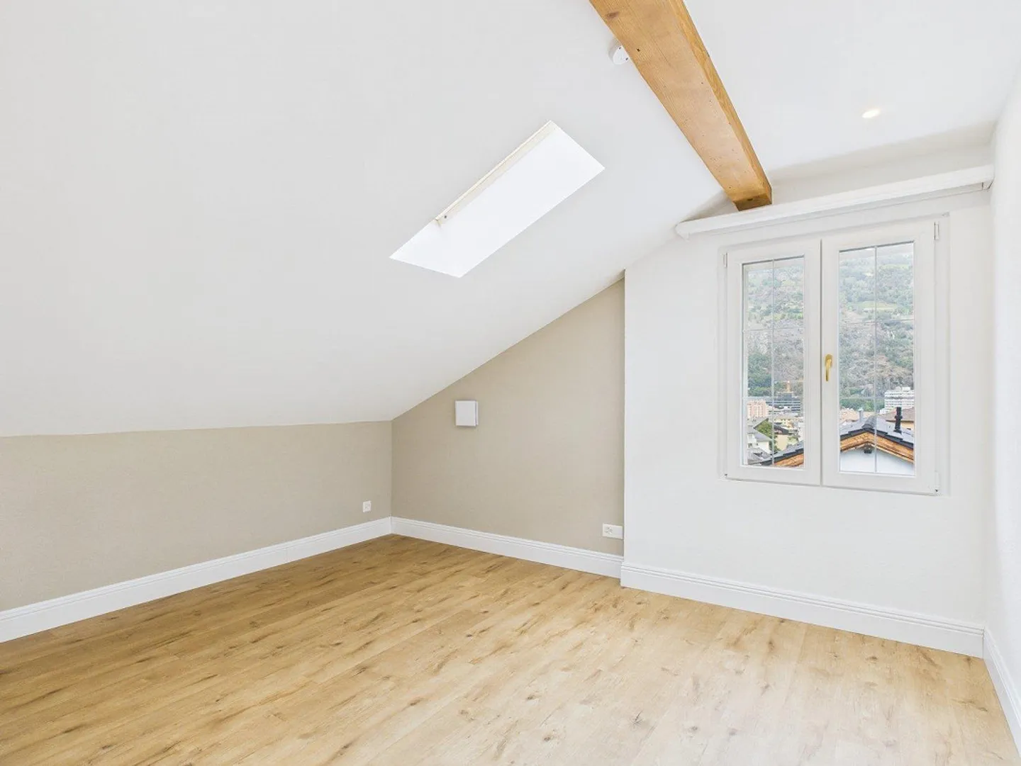 Appartamento attico moderno in posizione centrale a Brig-Glis - Foto 9 di 13