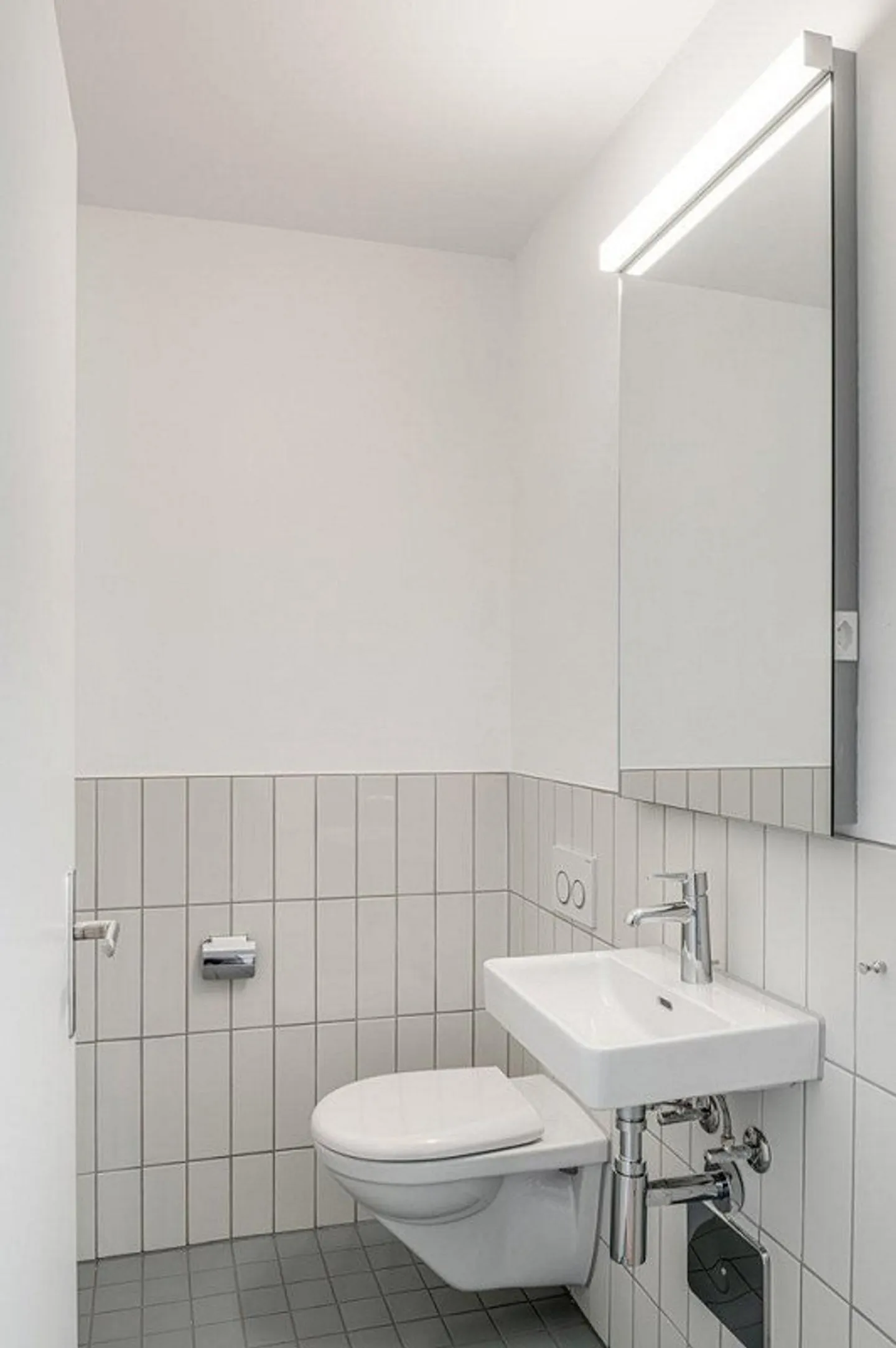 RENT WITHOUT DEPOSIT - Spacious 2.5-room apartment - Photo 5 of 6