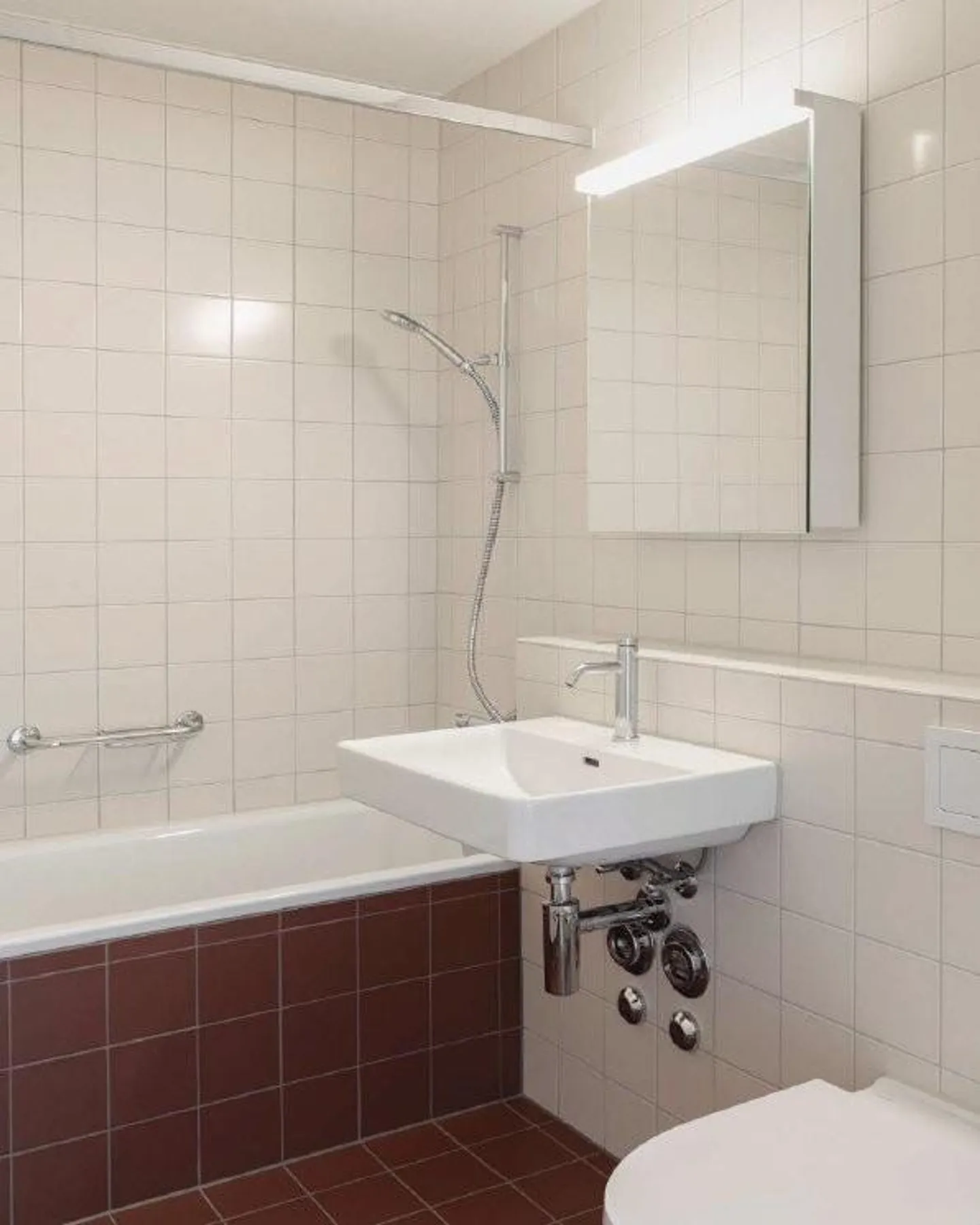 LOUER SANS CAUTION - Appartement récemment rénové et situé au centre - Photo 3 sur 8