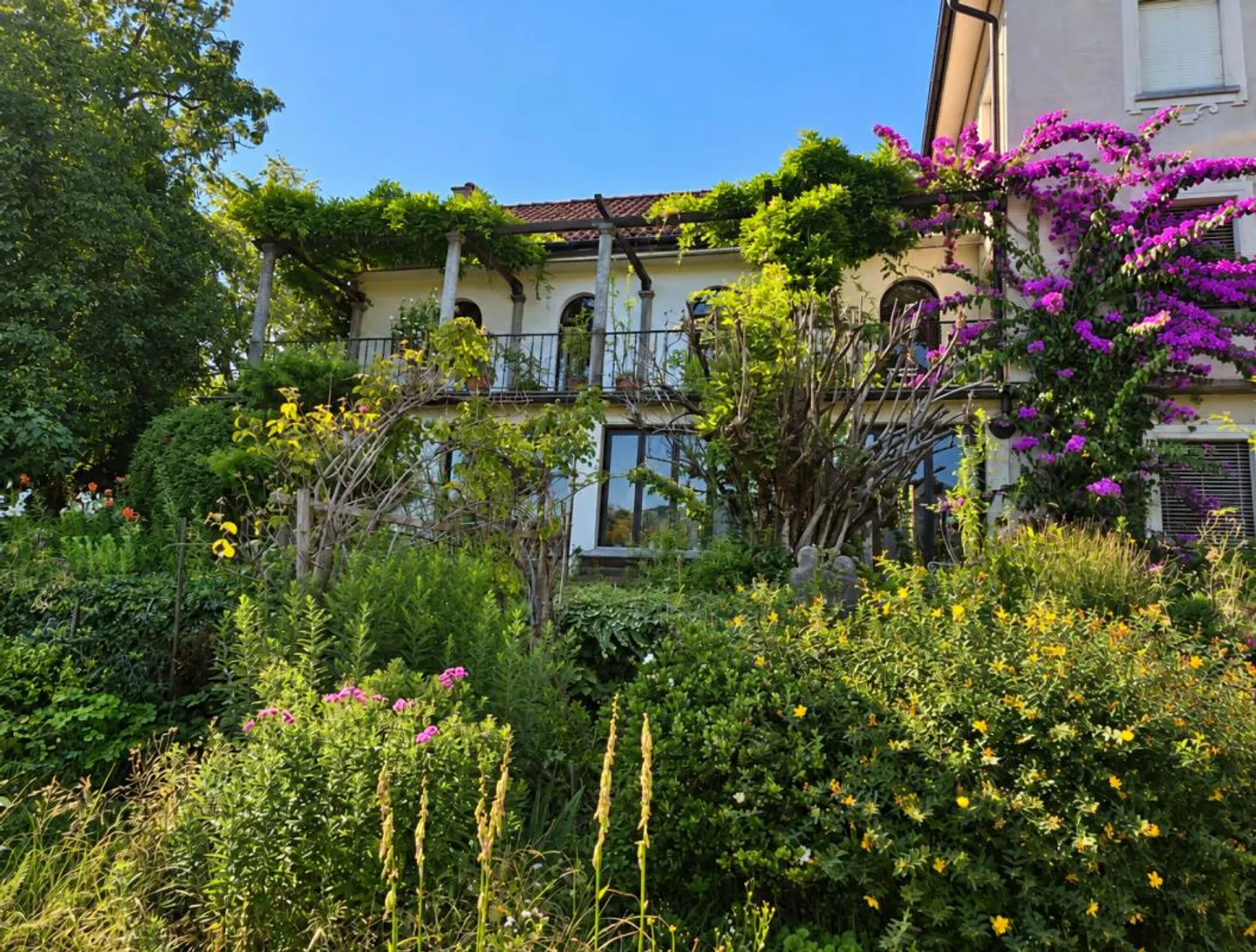 Villa Panorama avec maison d'hôtes et vue imprenable sur le lac - Photo 3 sur 6