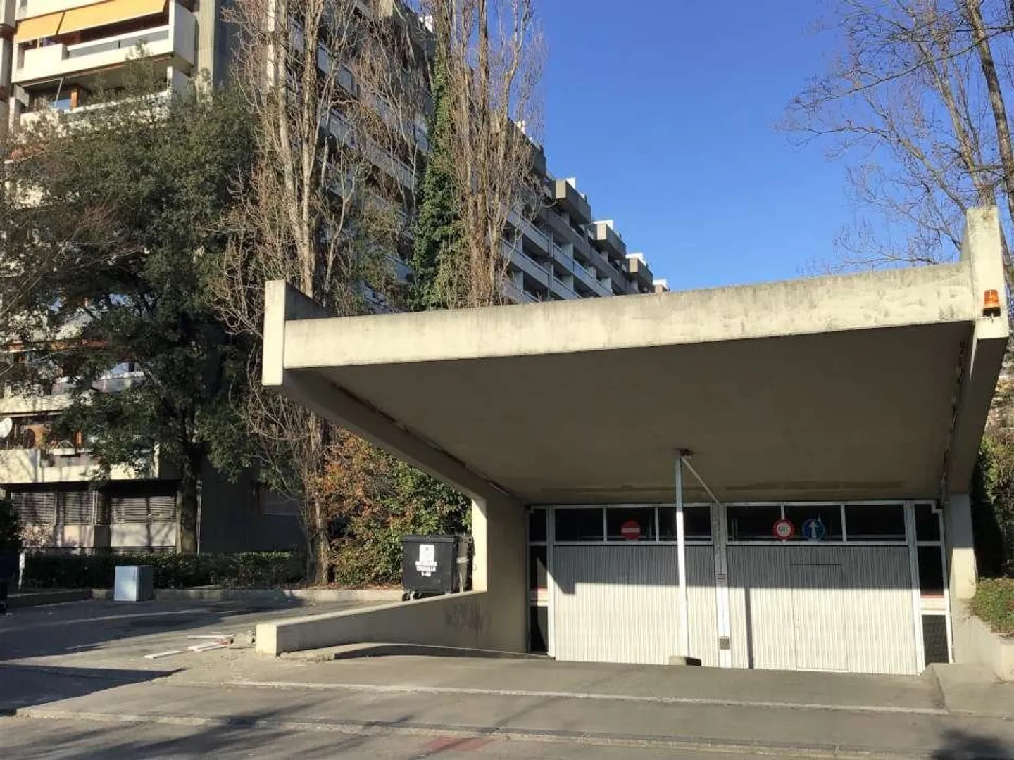 Innenraumgarage zur Miete im Tourelle-Komplex - Foto 1 von 1