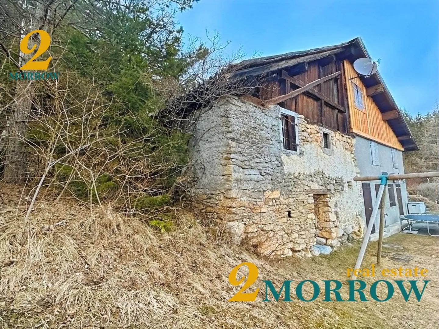 Chalet à rénover avec vue - Photo 4 sur 8