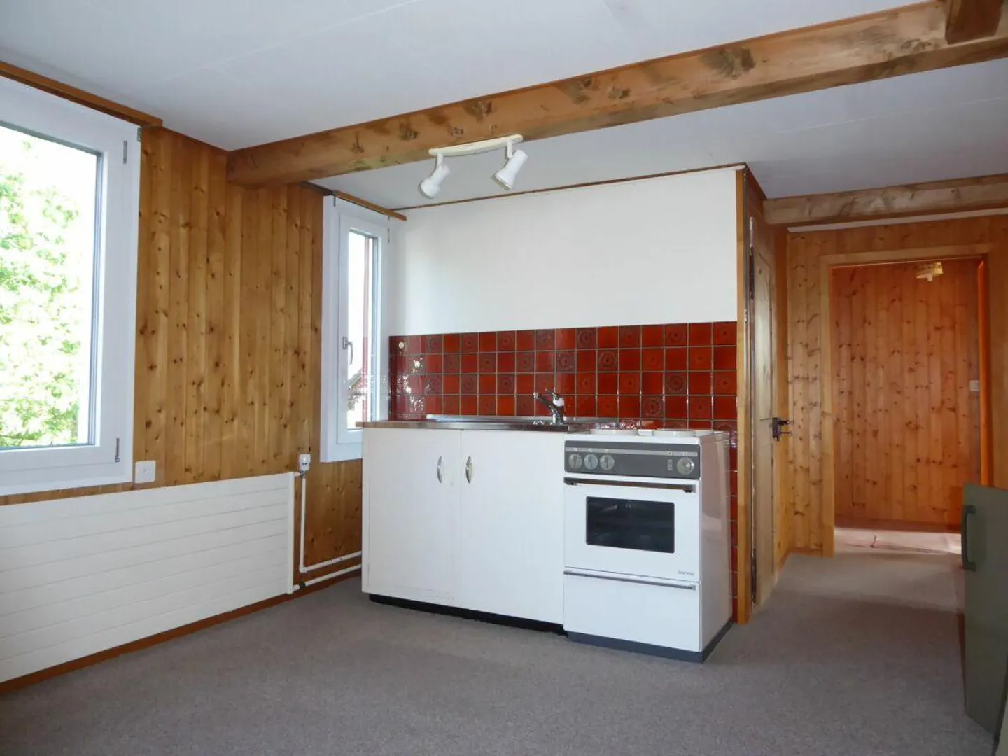 Affascinante Casa Familiare con Fienile - Foto 12 di 27
