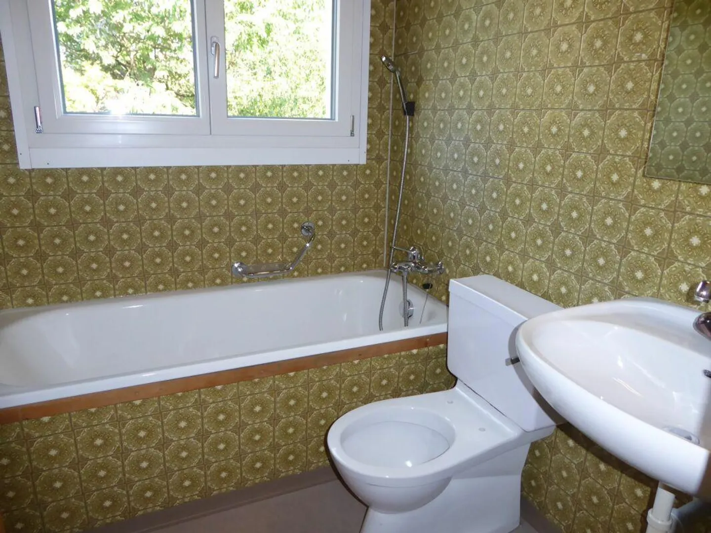 Affascinante Casa Familiare con Fienile - Foto 13 di 27