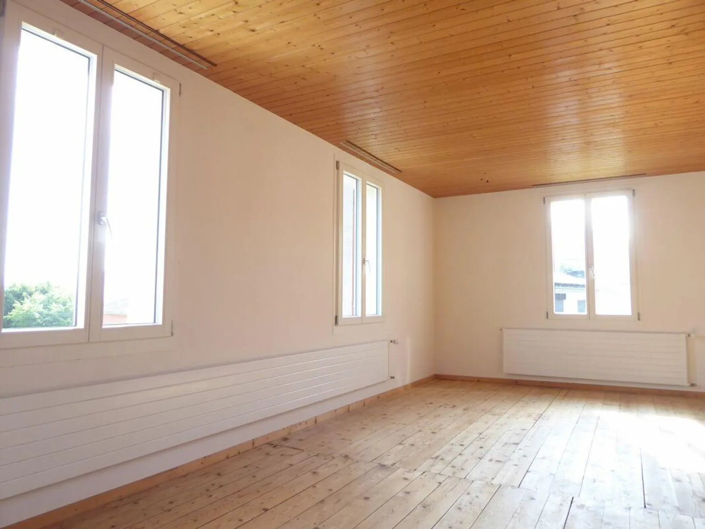 Affascinante Casa Familiare con Fienile - Foto 16 di 27