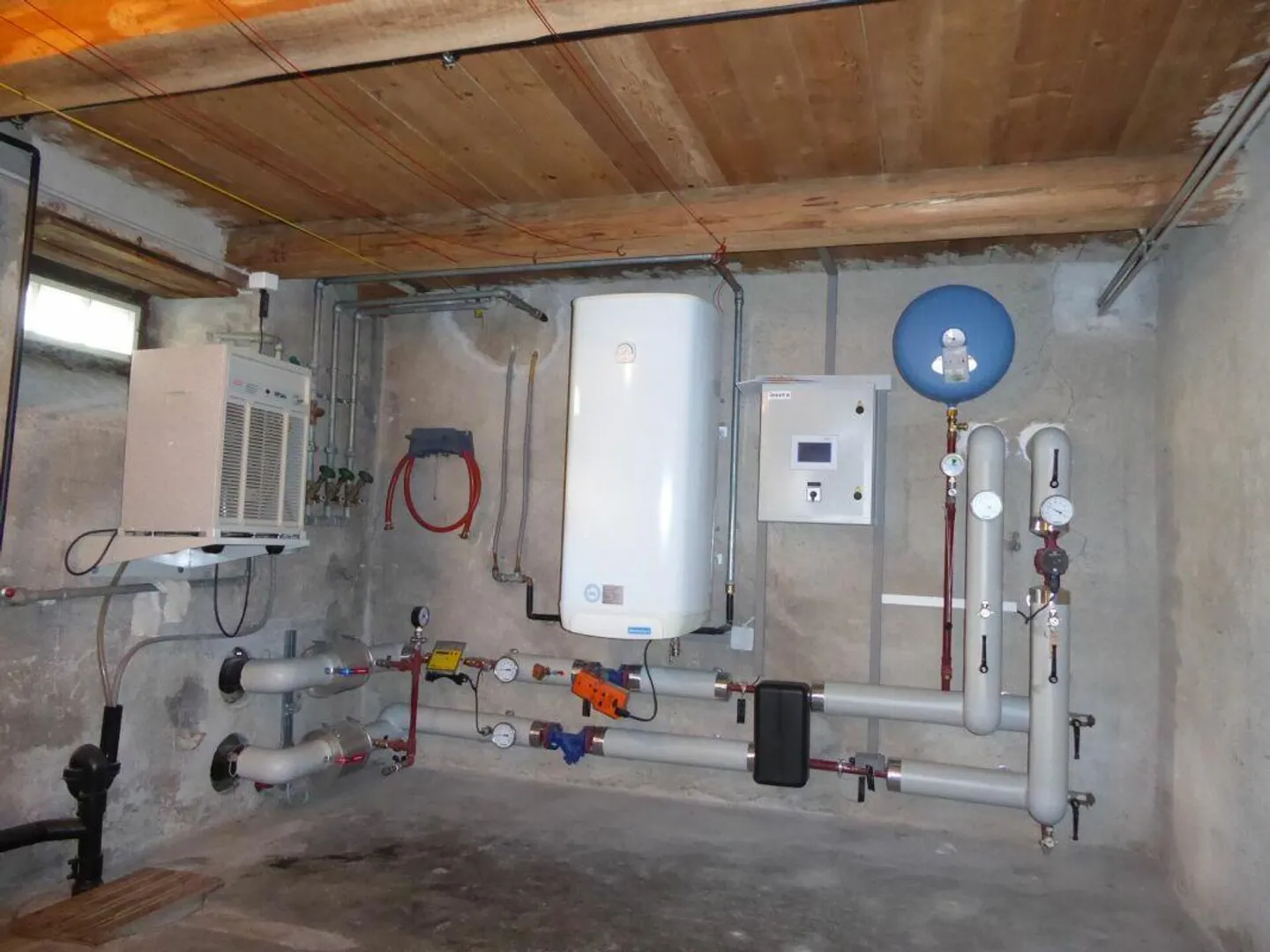 Affascinante Casa Familiare con Fienile - Foto 21 di 27