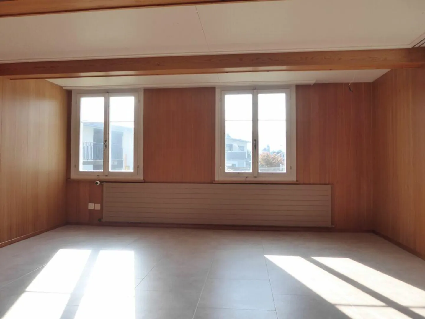 Affascinante Casa Familiare con Fienile - Foto 7 di 27