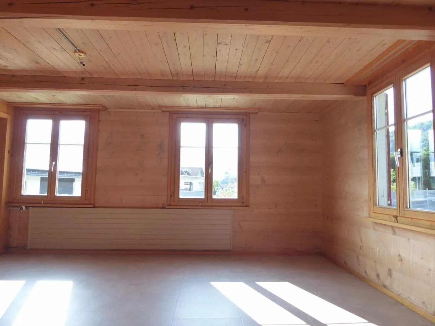 Affascinante Casa Familiare con Fienile - Foto 11 di 27
