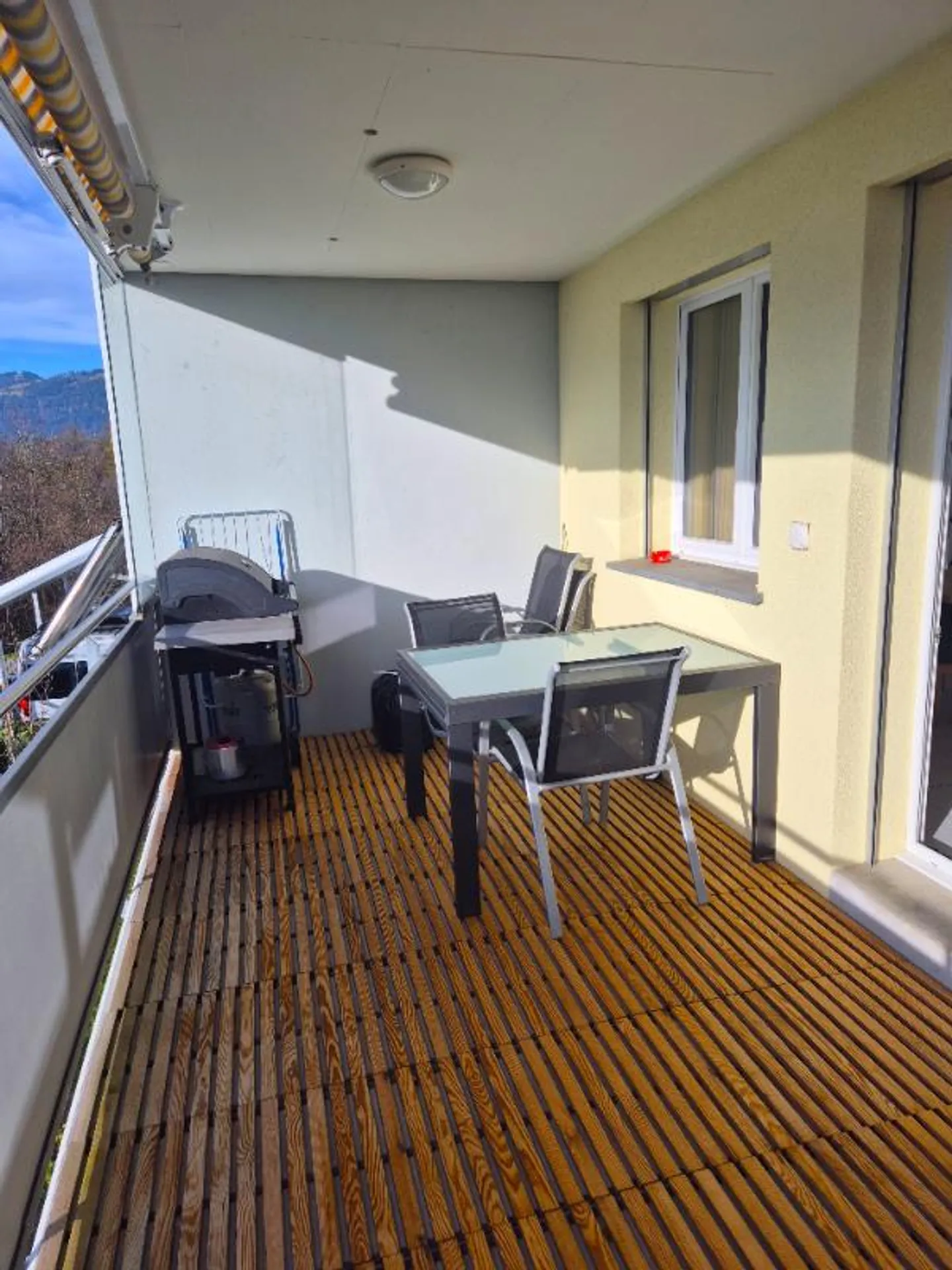 Appartamento 3.5 camere accogliente e soleggiato a Steinerberg - Foto 4 di 4