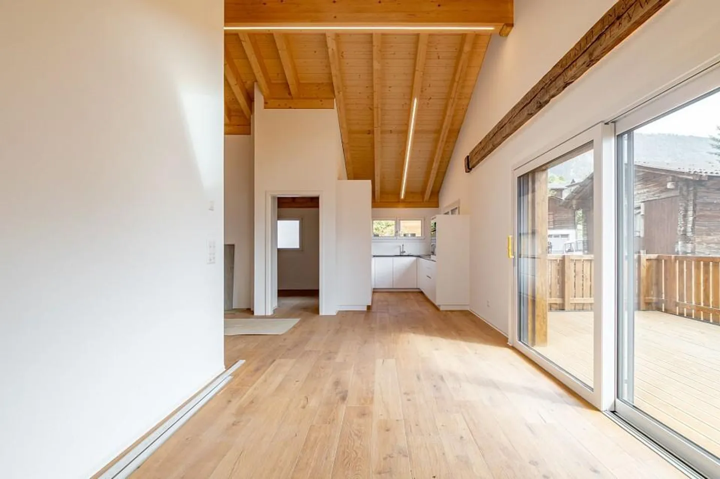 Duplex moderne avec vues imprenables - Photo 3 sur 11