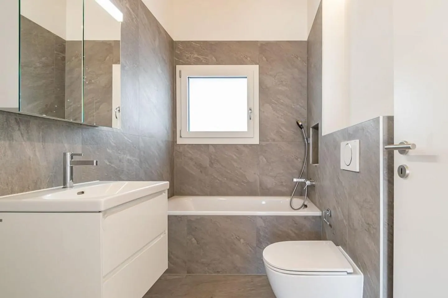 Duplex moderne avec vues imprenables - Photo 7 sur 11