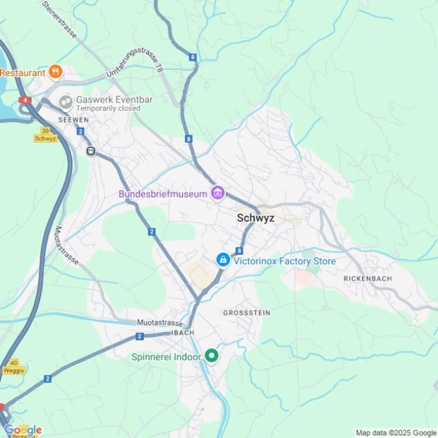 Exclusive 5.5-room apartment with breathtaking lake view in Schwyz - Photo 1 of 1