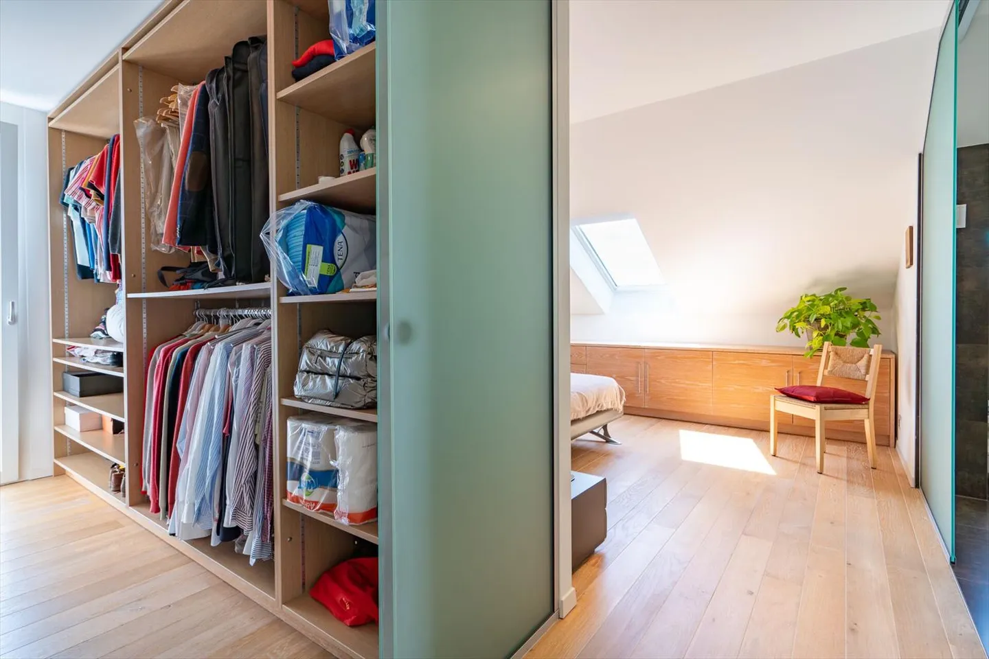 Duplex en attique aux airs de carte postale - Photo 9 sur 13