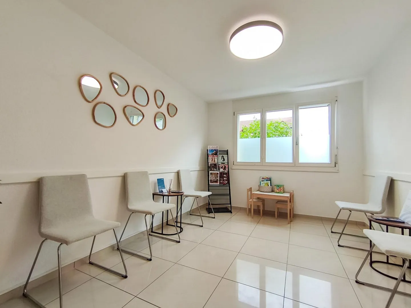 Vielseitige 4.5 Zimmer Investition - Foto 3 von 13