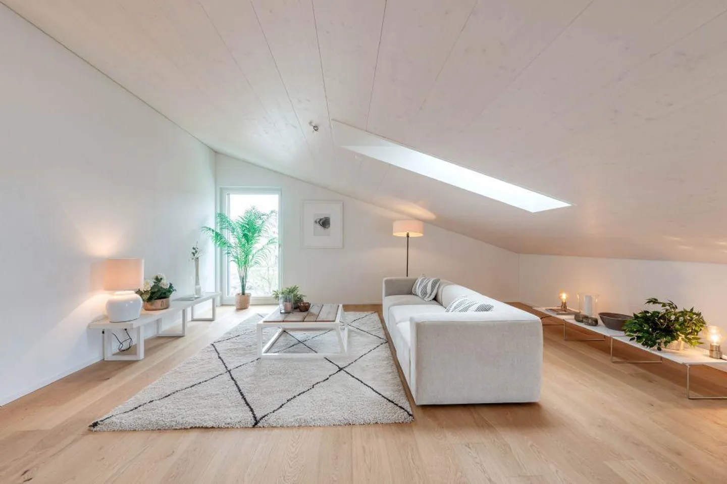 DERNIER PENTHOUSE | SPACIEUX | CHARMANT | CRÉATIF - Photo 2 sur 13