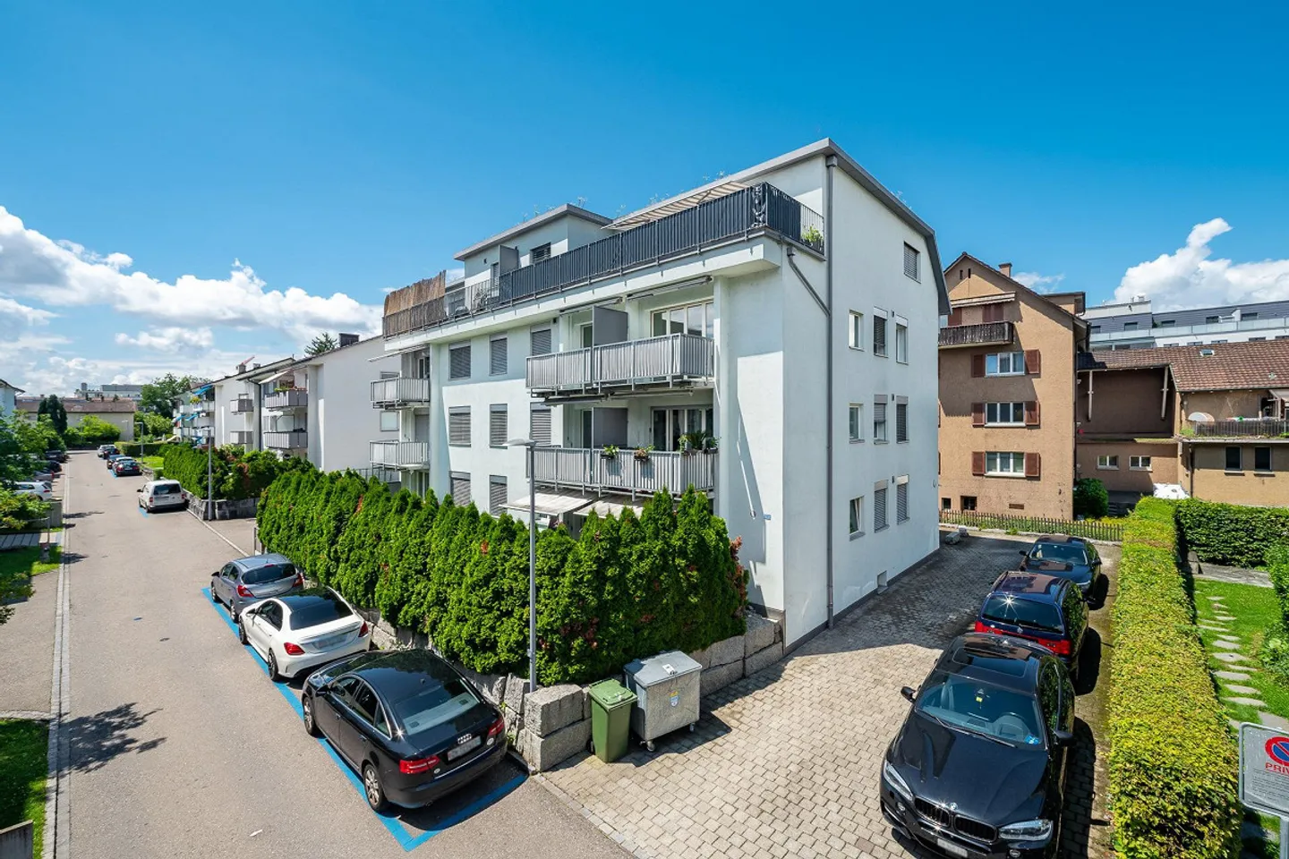 Spacious living in Glattbrugg - Photo 1 of 7