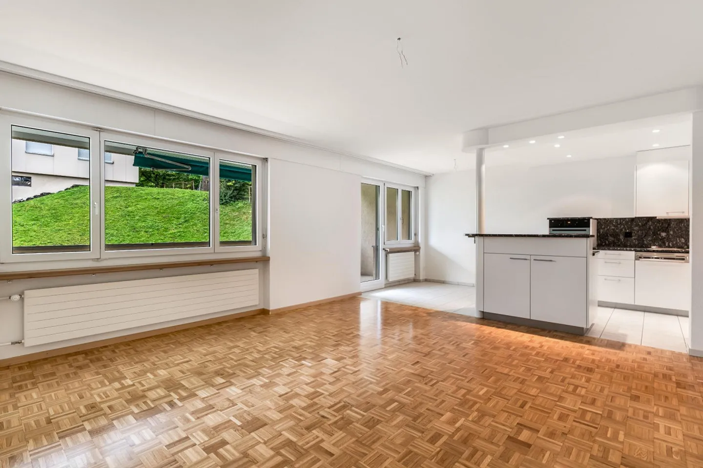2 Mois Gratuits - Photo 2 sur 6