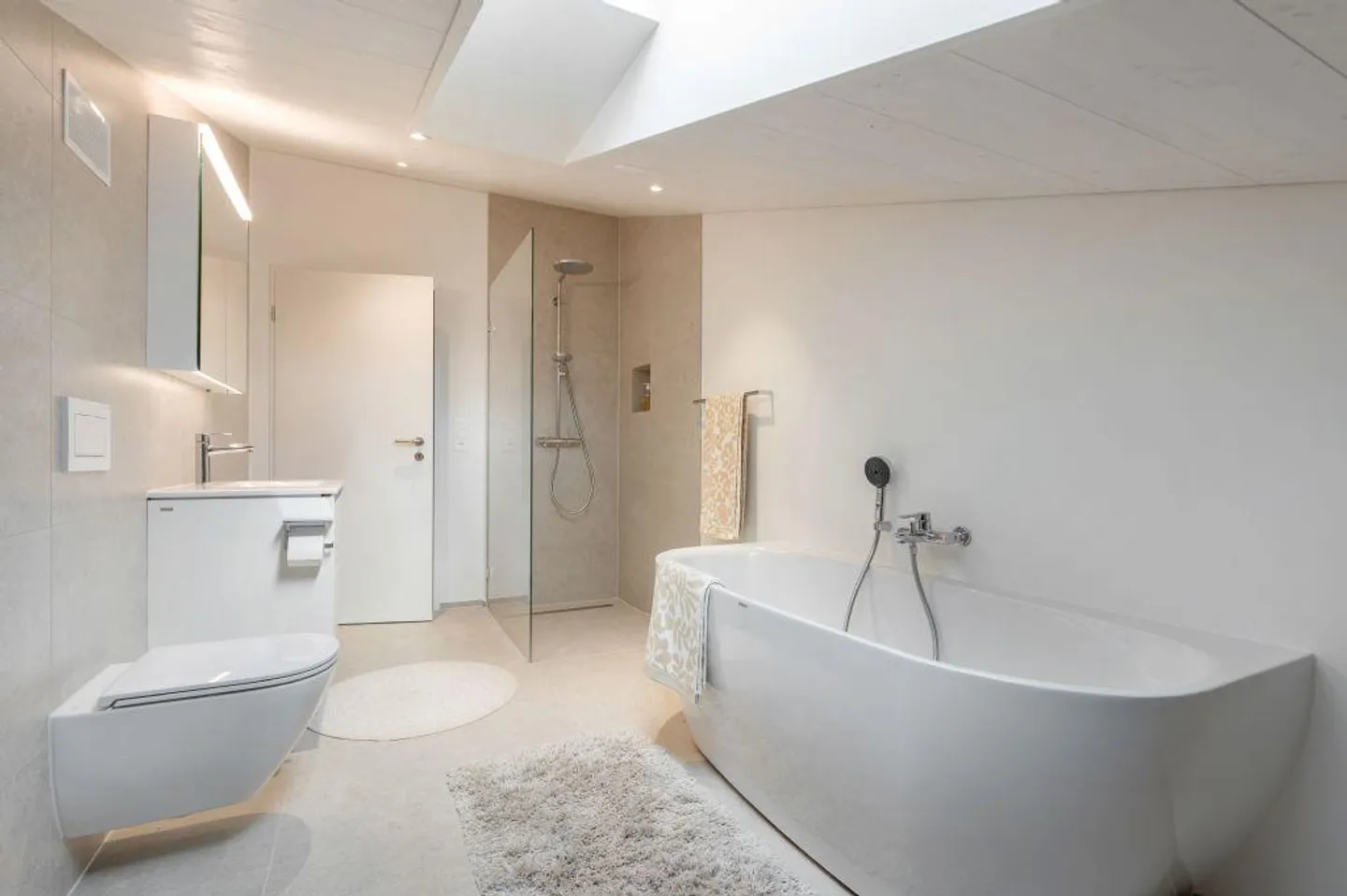 DERNIER PENTHOUSE | SPACIEUX | CHARMANT | CRÉATIF - Photo 9 sur 13
